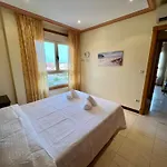 شقة Mediterraneo Real And Pool
